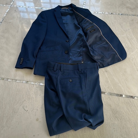 Marc New York boys suit - Picture 3 of 4